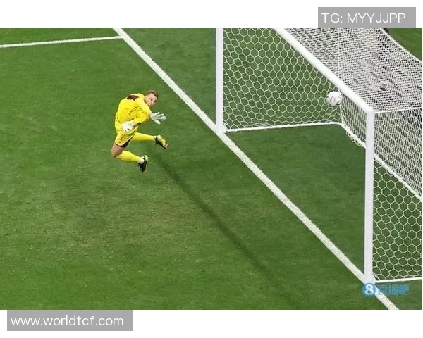 诺伊尔在世界杯对决韩国队展现神勇扑救引发热议