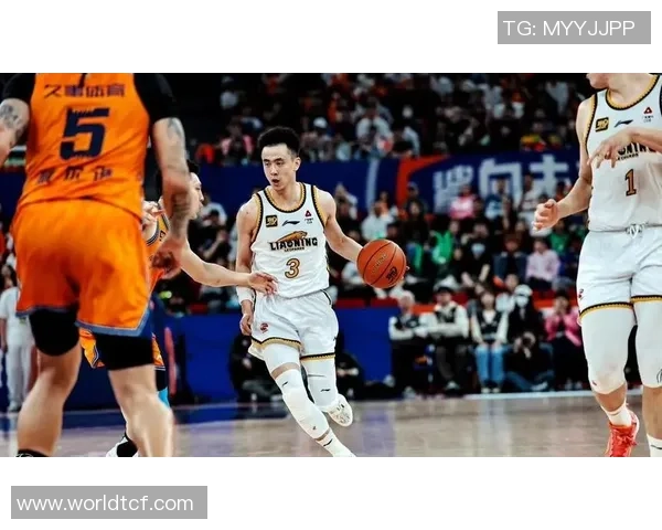 11赛季精彩对决山东男篮迎战新疆队争夺季后赛席位的关键战役 11赛季精彩对决山东男篮迎战新疆队争夺季后赛席位的关键战役