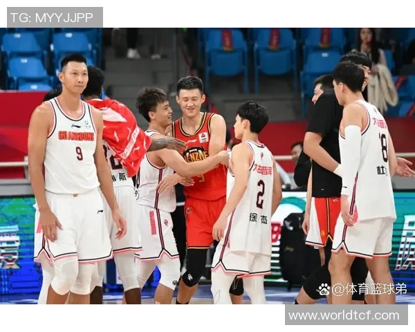 10月20日广东队与深圳队激战正酣谁将赢得这场精彩对决的胜利