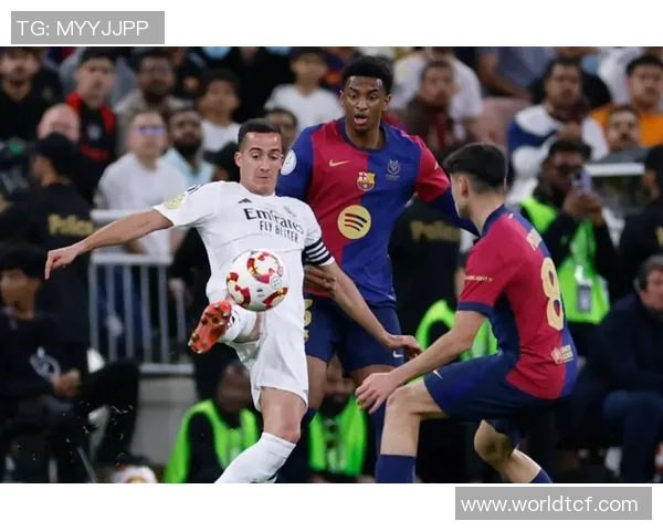 2001年巴萨与皇马经典对决回顾球迷心中的永恒经典之战