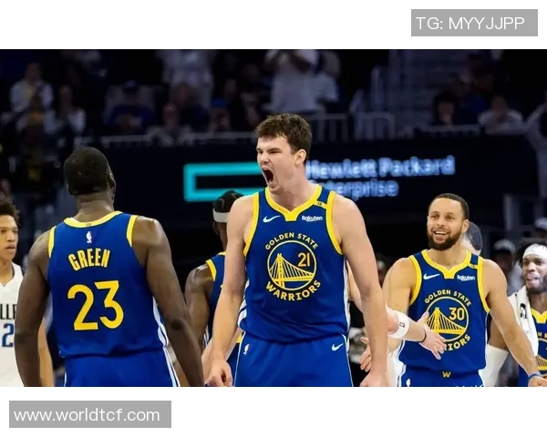 2014年勇士与老鹰的对决回顾：精彩瞬间与战术分析