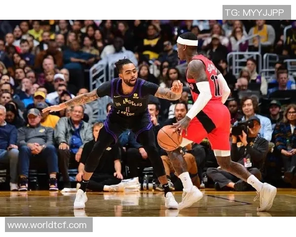 2015年湖人与猛龙的激烈对决回顾与精彩瞬间分析 2015年湖人与猛龙的激烈对决回顾与精彩瞬间分析