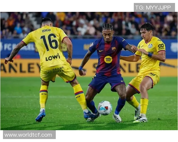 2015年巴塞罗那对赫塔菲精彩对决回顾与赛季分析 2015年巴塞罗那对赫塔菲精彩对决回顾与赛季分析